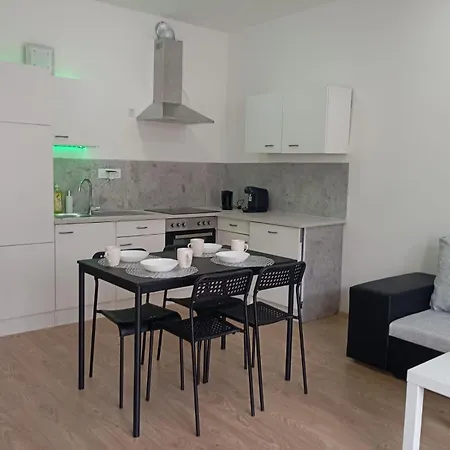 Novy S Terasou Brno