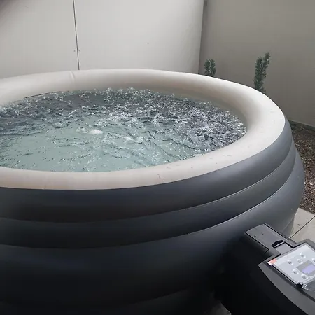 Nový S Terasou, Soukromé Parkování * Brno